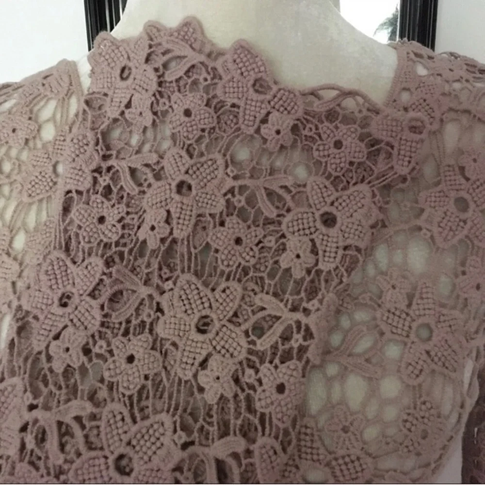 Others Follow Dusty Rose Tan Crochet Top Size XS